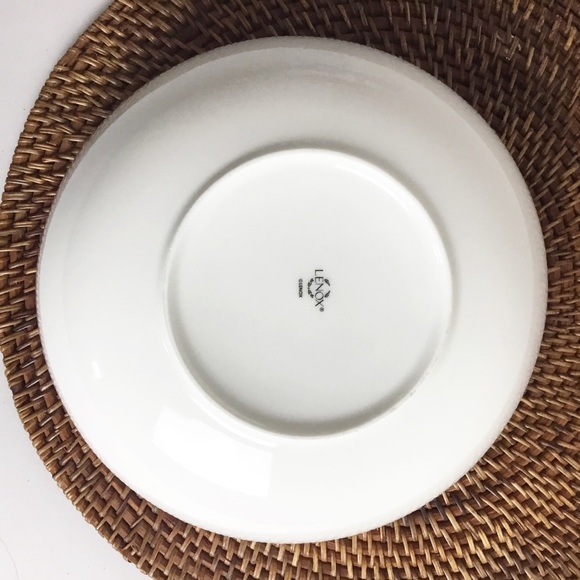 Lenox Easter Eyelet Serving Bowl Pink & White With Floral - Picture 3 of 4